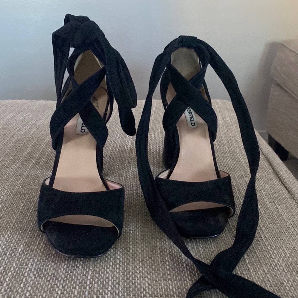 Karl Lagerfeld 8.5 black suede tie on.
